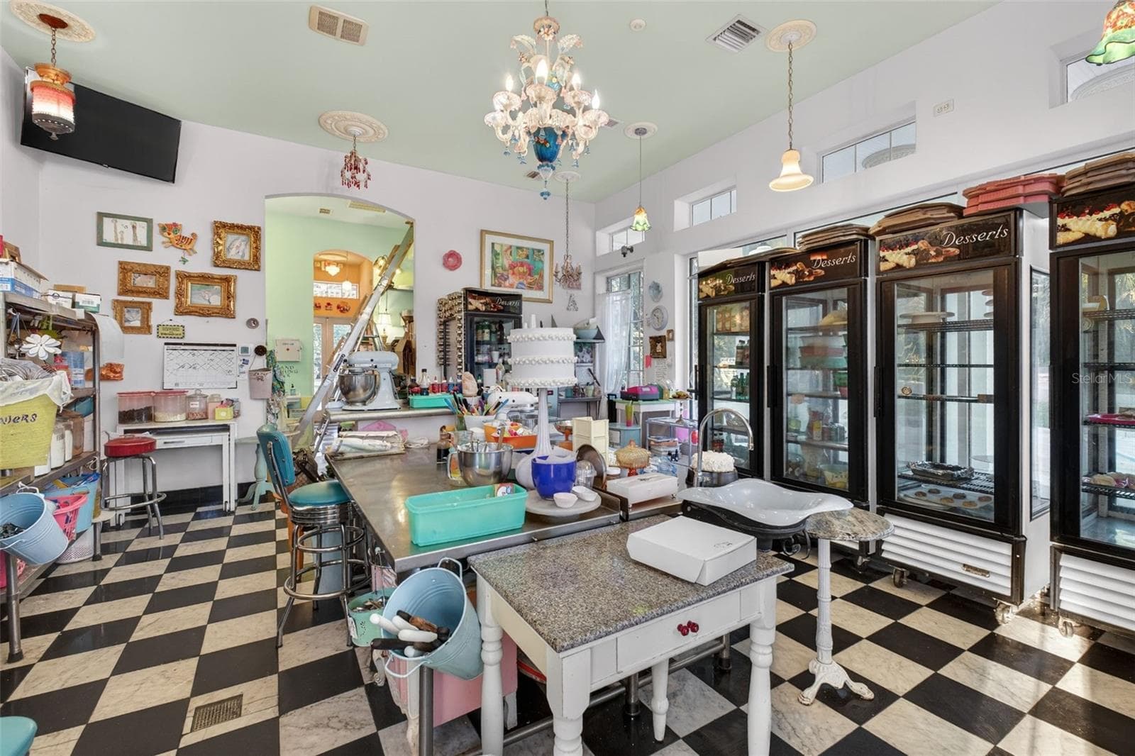 Restaurant at 197 E CHURCH ST, DELAND, photo 36 of 50