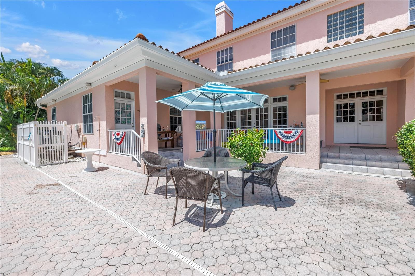 Single Family Residence at 4930 SANDPIPER LN S, ST PETERSBURG, photo 25 of 45