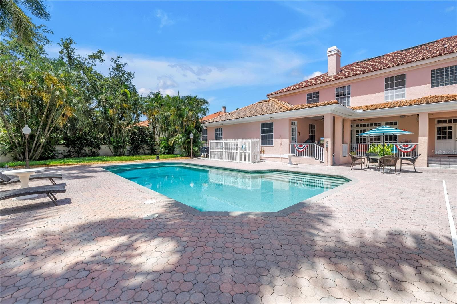 Single Family Residence at 4930 SANDPIPER LN S, ST PETERSBURG, photo 29 of 45