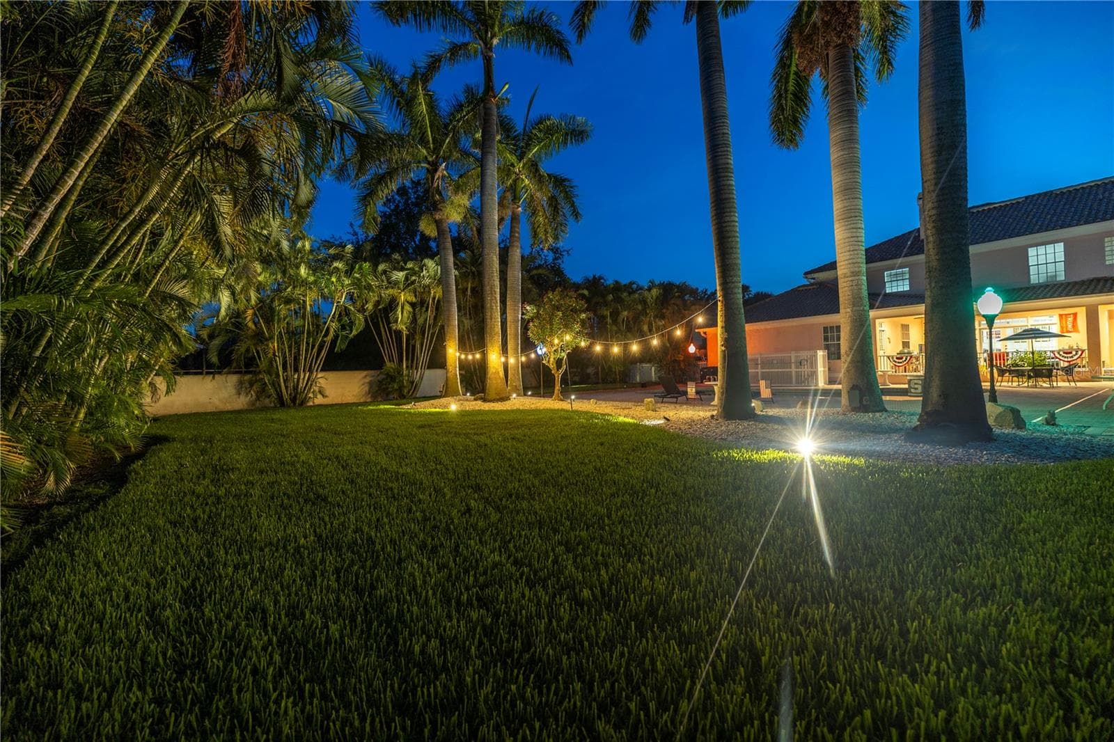 Single Family Residence at 4930 SANDPIPER LN S, ST PETERSBURG, photo 39 of 45