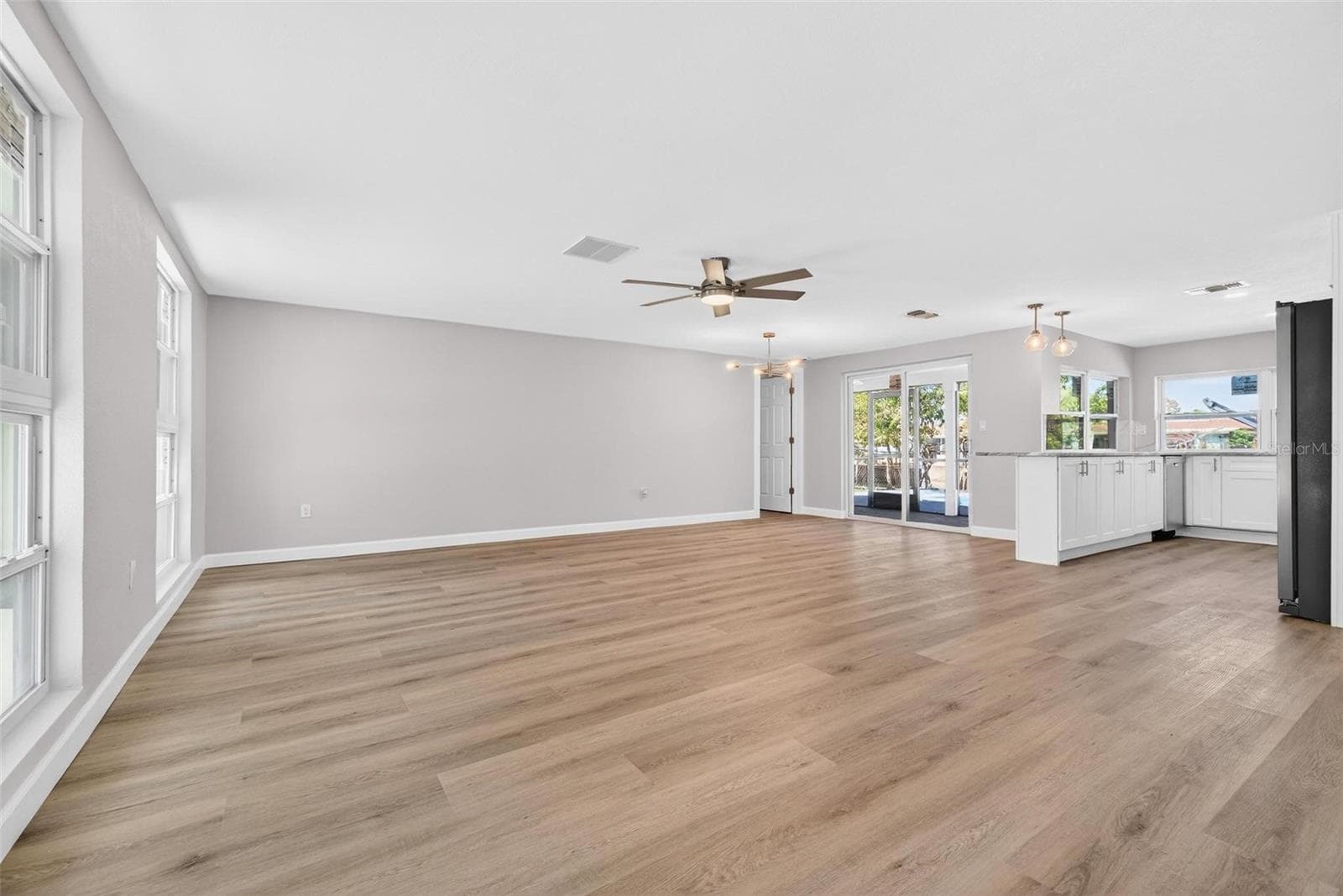 Single Family Residence at 4349 RUDDER WAY, NEW PORT RICHEY, photo 6 of 33