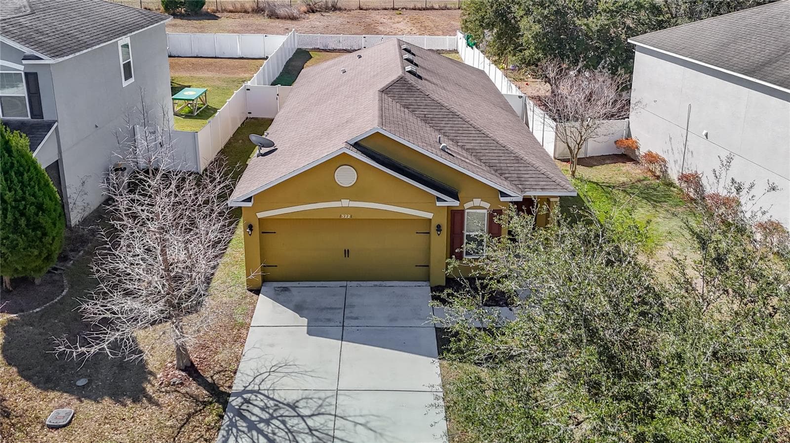 Single Family Residence at 13221 WATERFORD CASTLE DR, DADE CITY, photo 3 of 59