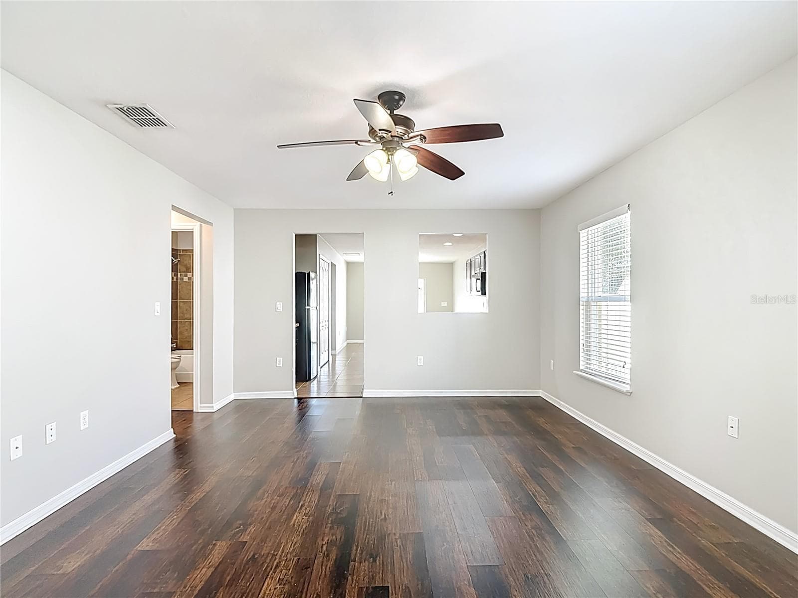 Single Family Residence at 13221 WATERFORD CASTLE DR, DADE CITY, photo 10 of 59