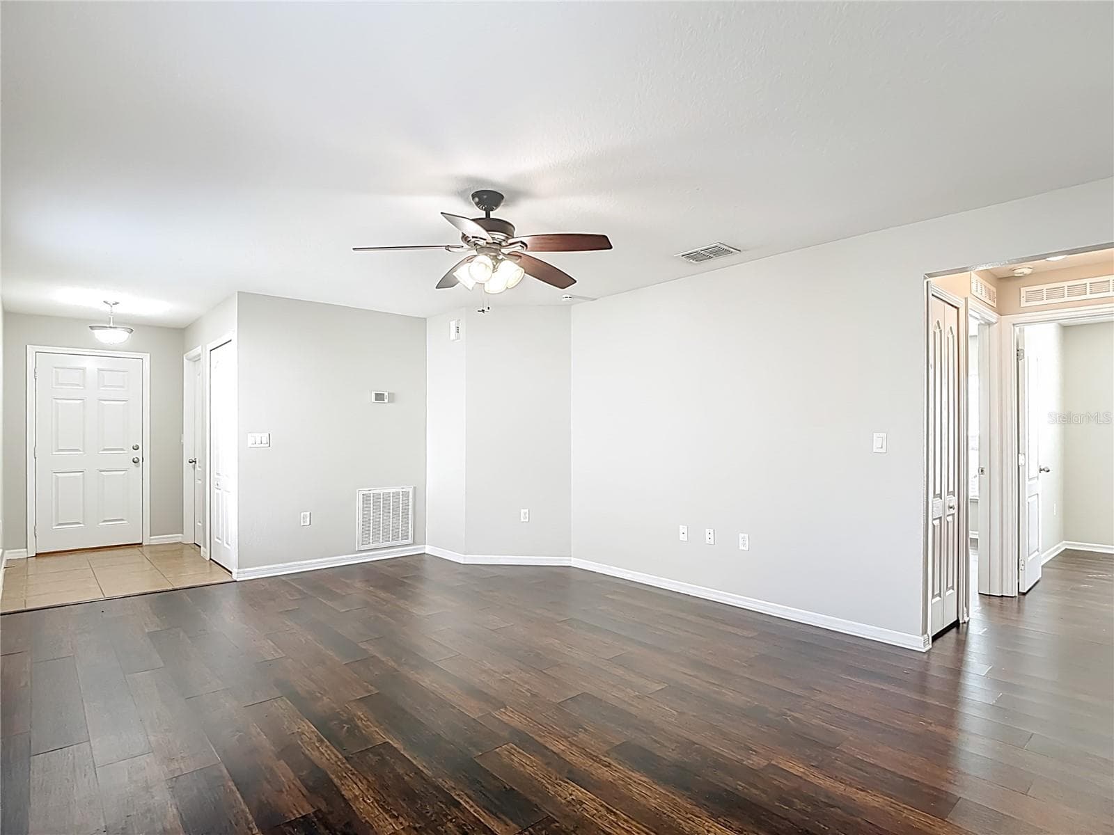 Single Family Residence at 13221 WATERFORD CASTLE DR, DADE CITY, photo 13 of 59