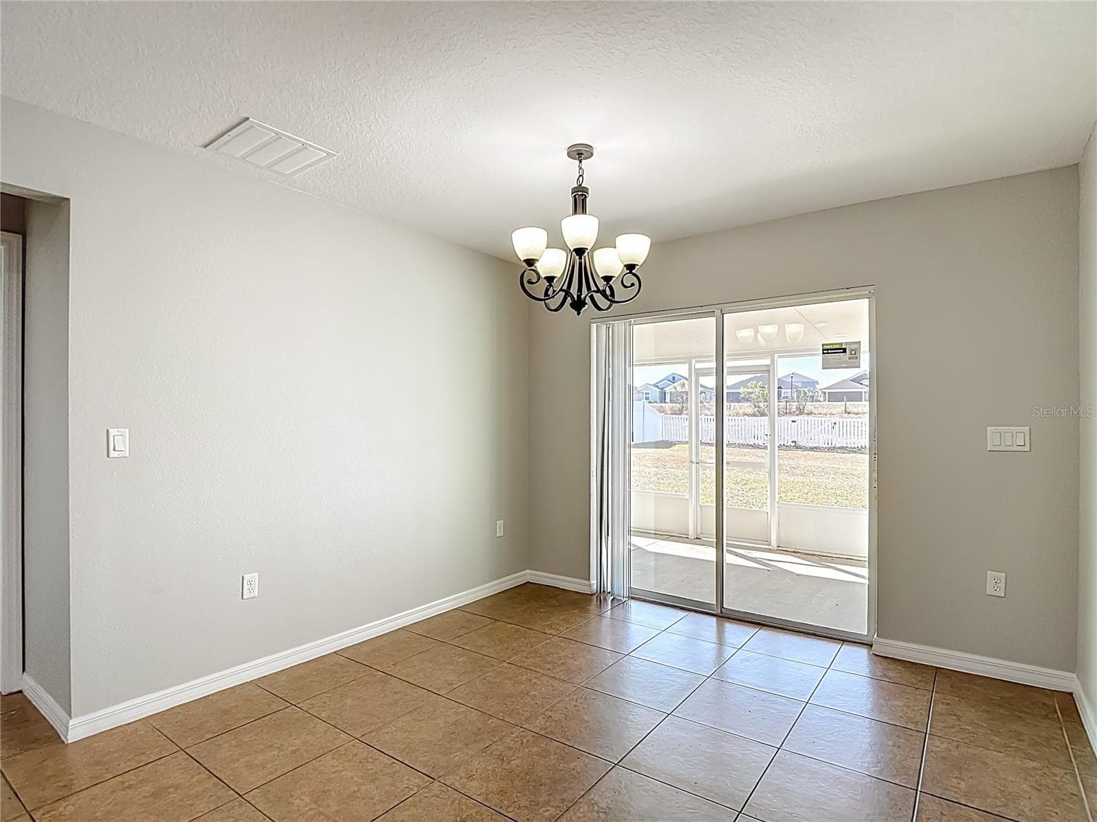 Single Family Residence at 13221 WATERFORD CASTLE DR, DADE CITY, photo 23 of 59