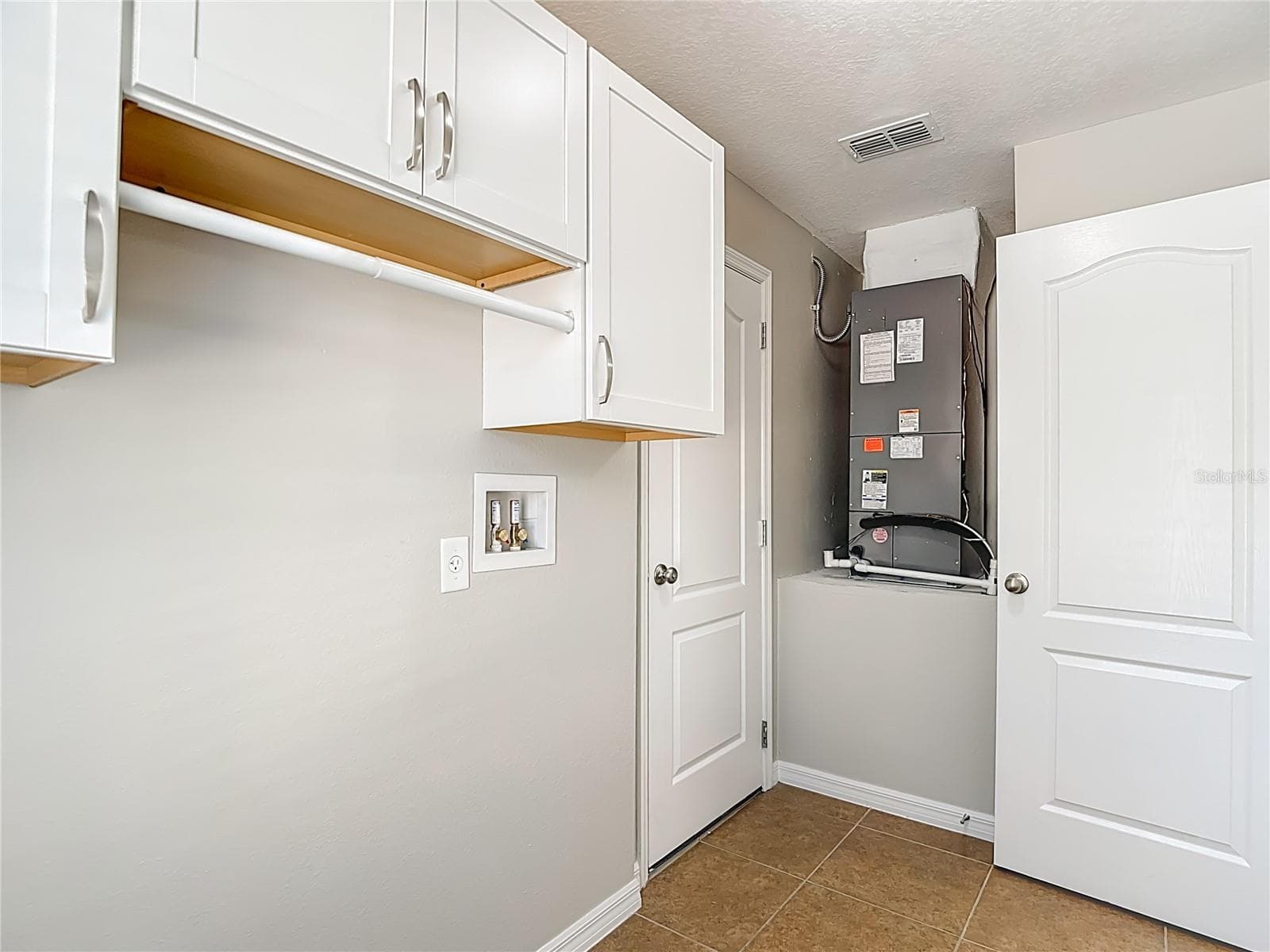 Single Family Residence at 13221 WATERFORD CASTLE DR, DADE CITY, photo 47 of 59