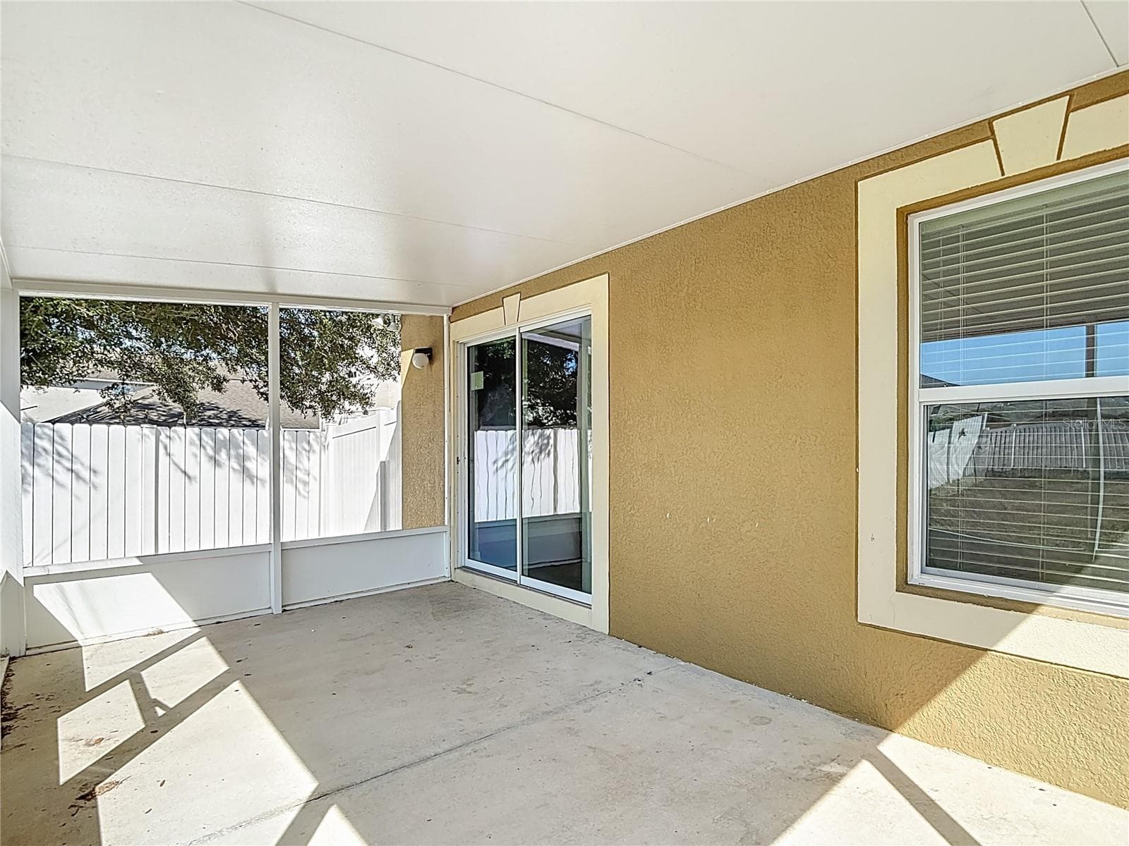 Single Family Residence at 13221 WATERFORD CASTLE DR, DADE CITY, photo 52 of 59