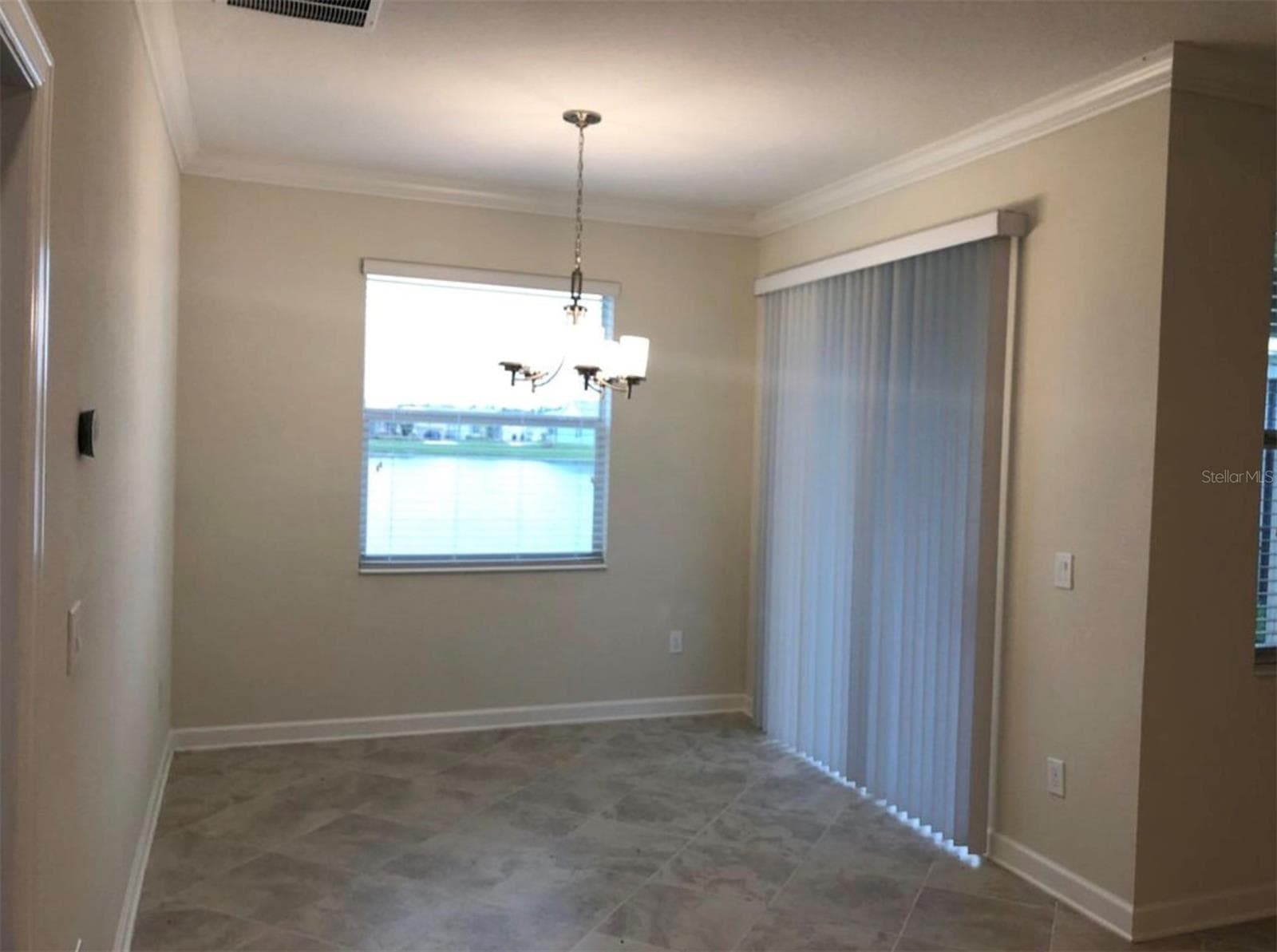 Single Family Residence at 10229 LOVEGRASS LN, ORLANDO, photo 7 of 39