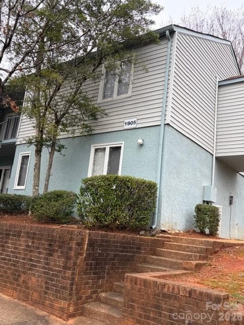 1905-35 Meadowlark - 1903 Beechtree Court, Charlotte