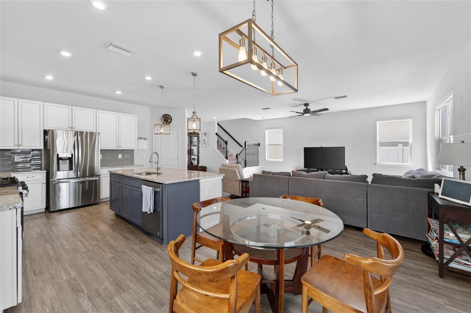 Single Family Residence at 12273 BLUE PACIFIC DR, RIVERVIEW, photo 16 of 78