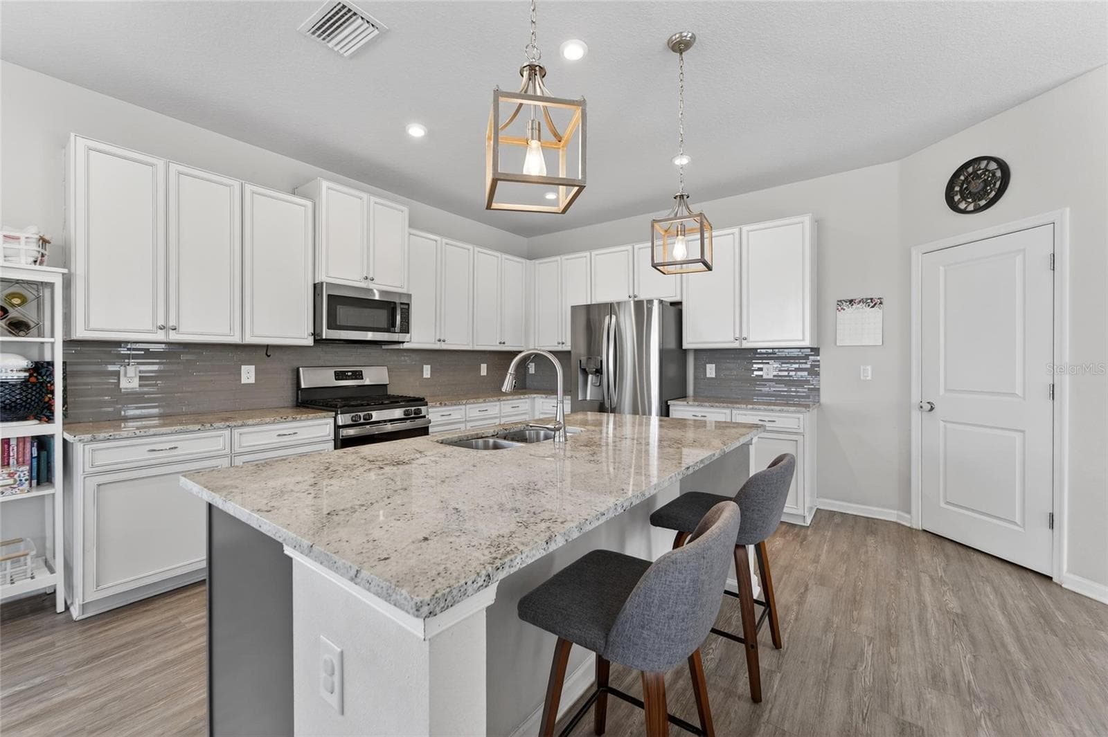 Single Family Residence at 12273 BLUE PACIFIC DR, RIVERVIEW, photo 24 of 78