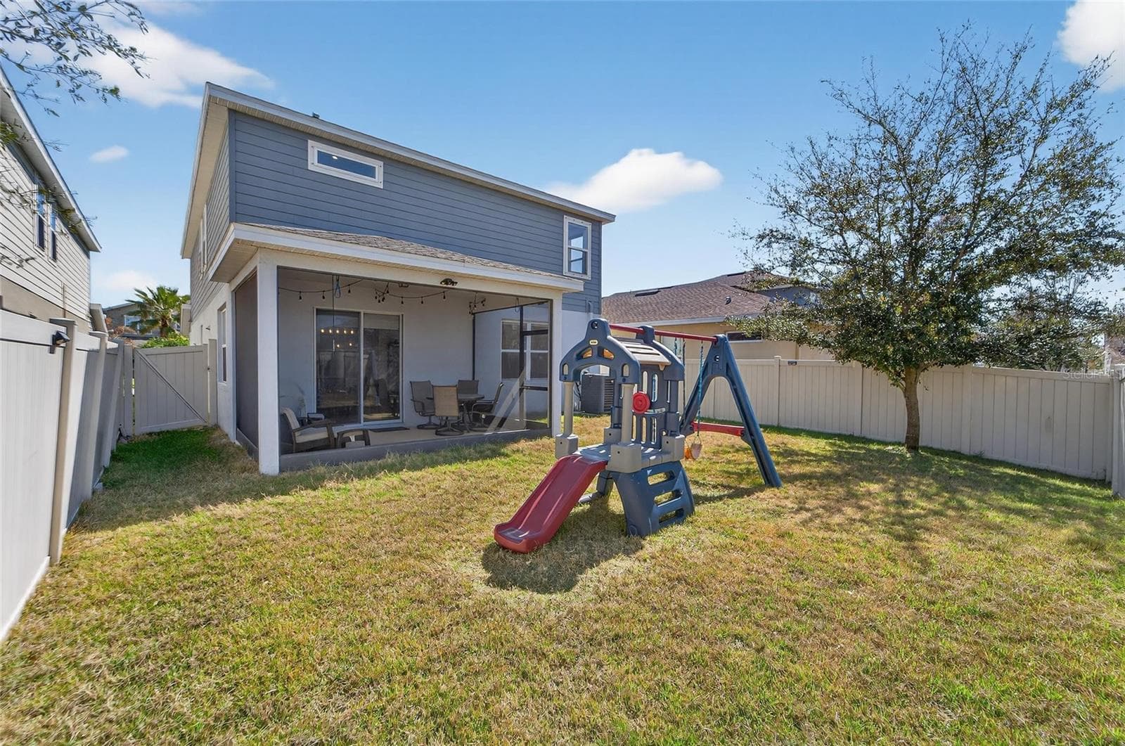 Single Family Residence at 12273 BLUE PACIFIC DR, RIVERVIEW, photo 50 of 78