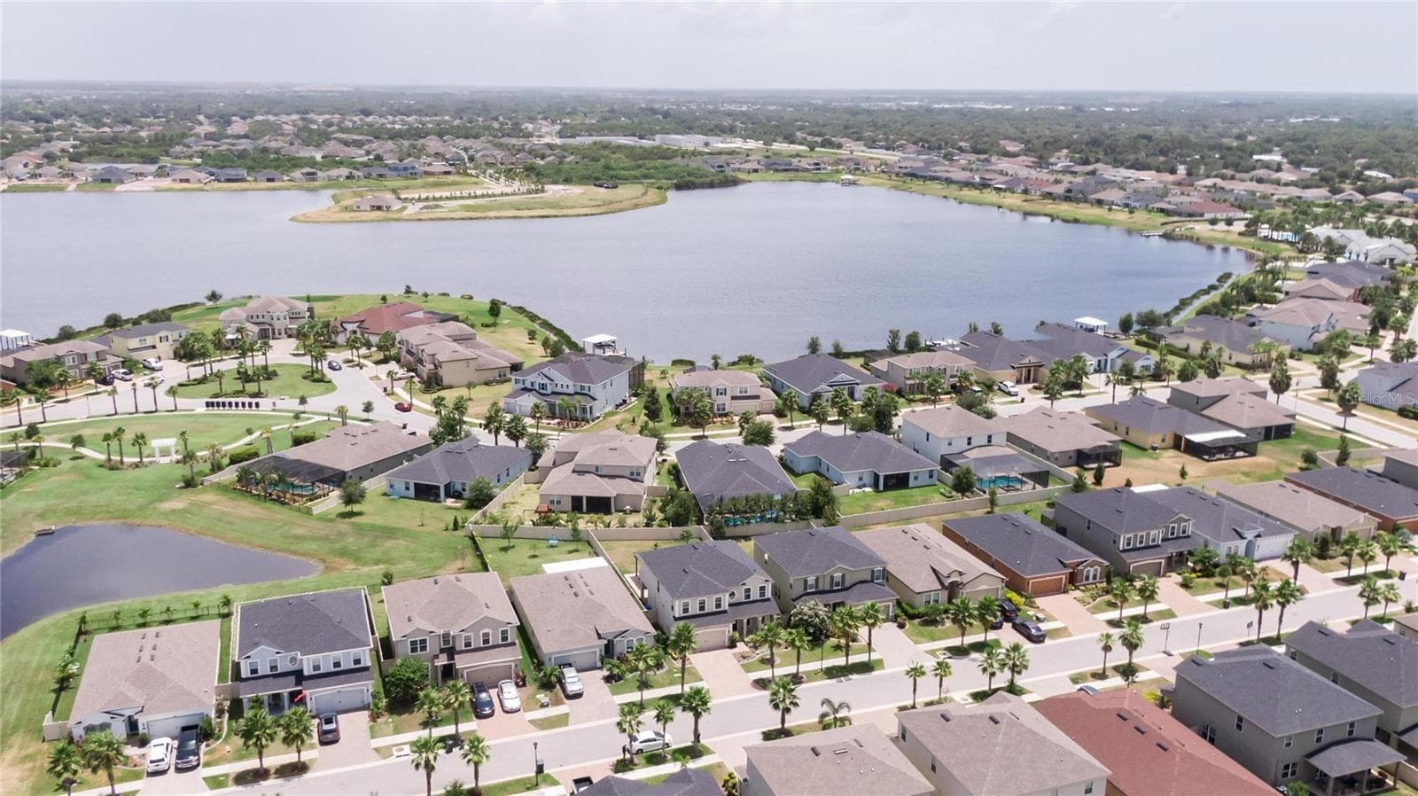 Single Family Residence at 12273 BLUE PACIFIC DR, RIVERVIEW, photo 73 of 78