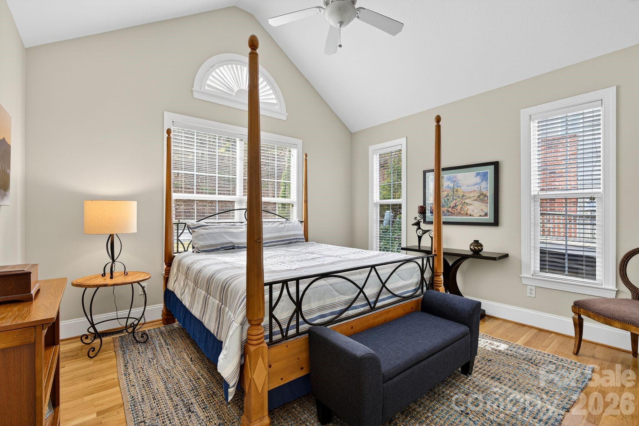 Guest room on main - 103 Trumpet Lane, Asheville