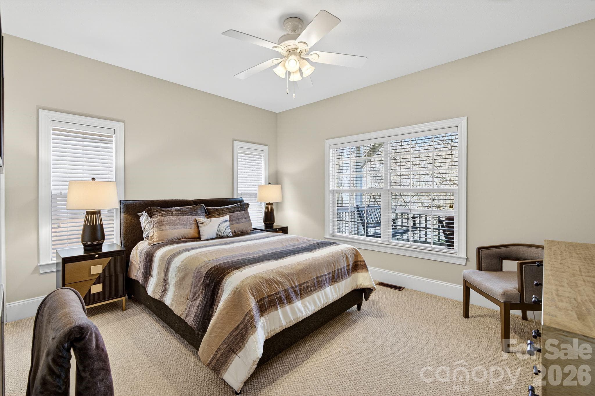 Lower Level Guest room - 103 Trumpet Lane, Asheville