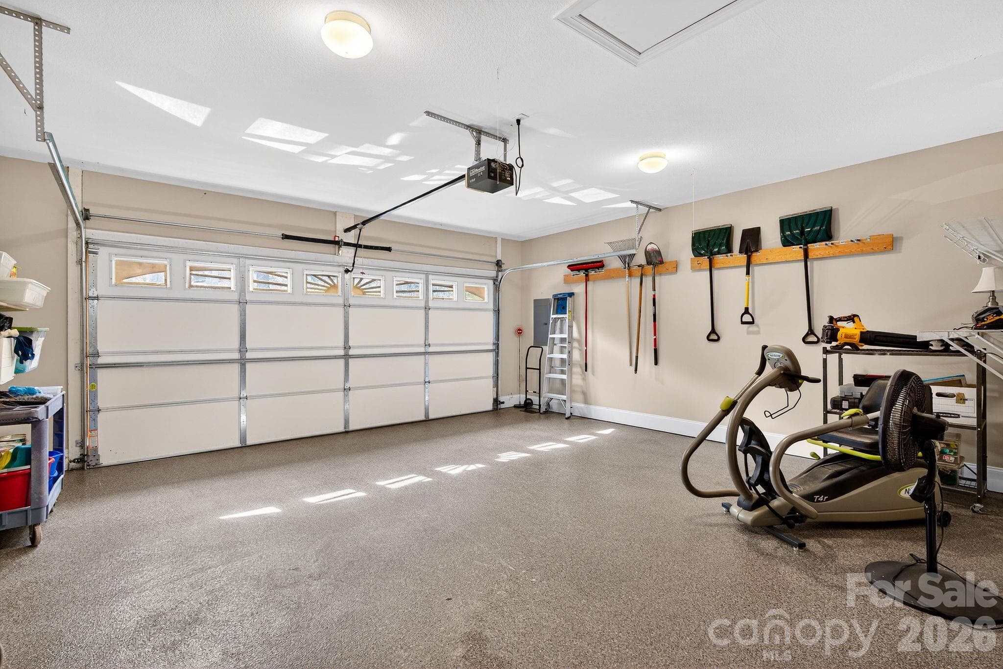 Main Level garage - 103 Trumpet Lane, Asheville