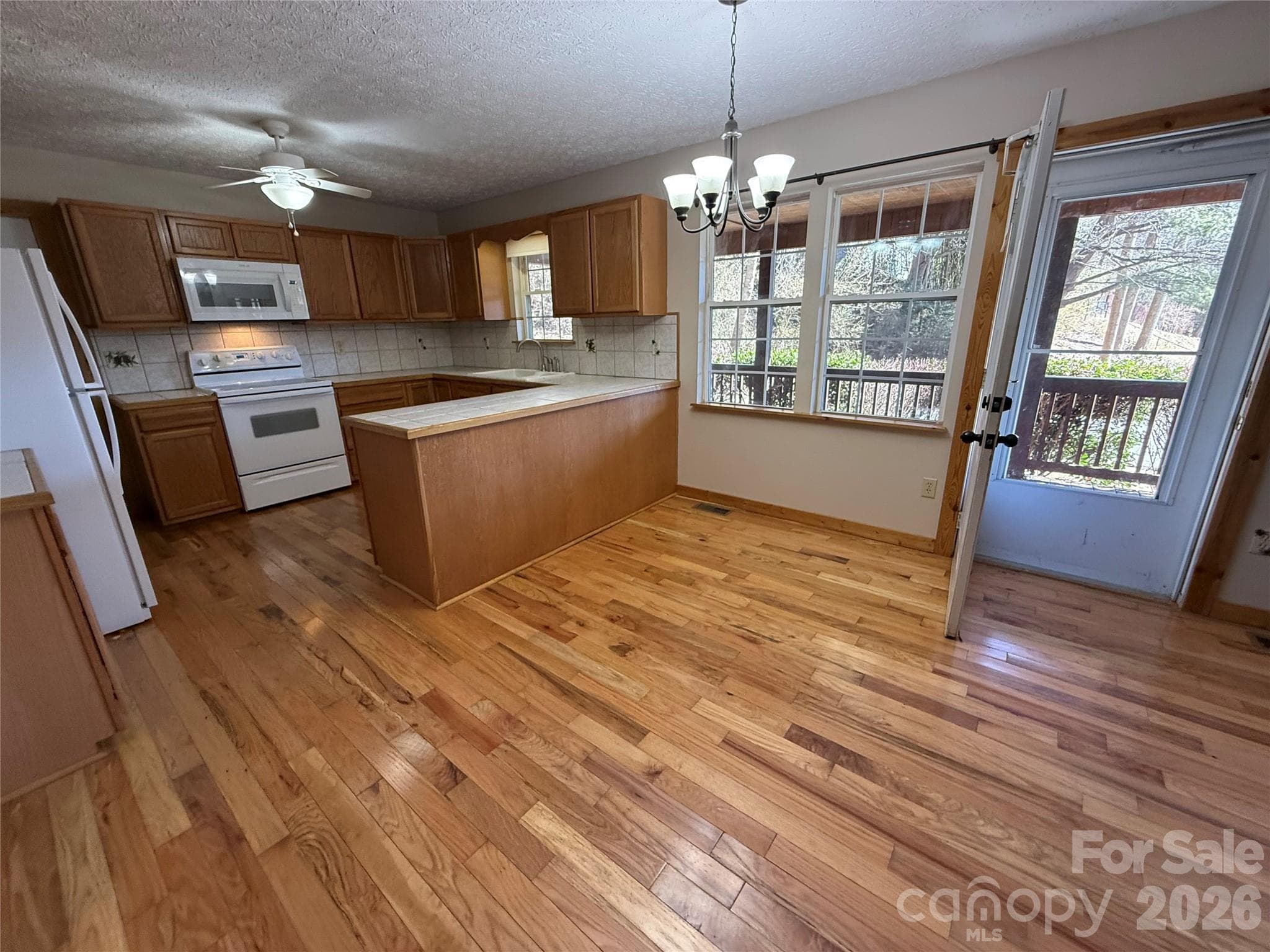 Single Family Residence at 215 Pinellas Lane, Waynesville, photo 4 of 37
