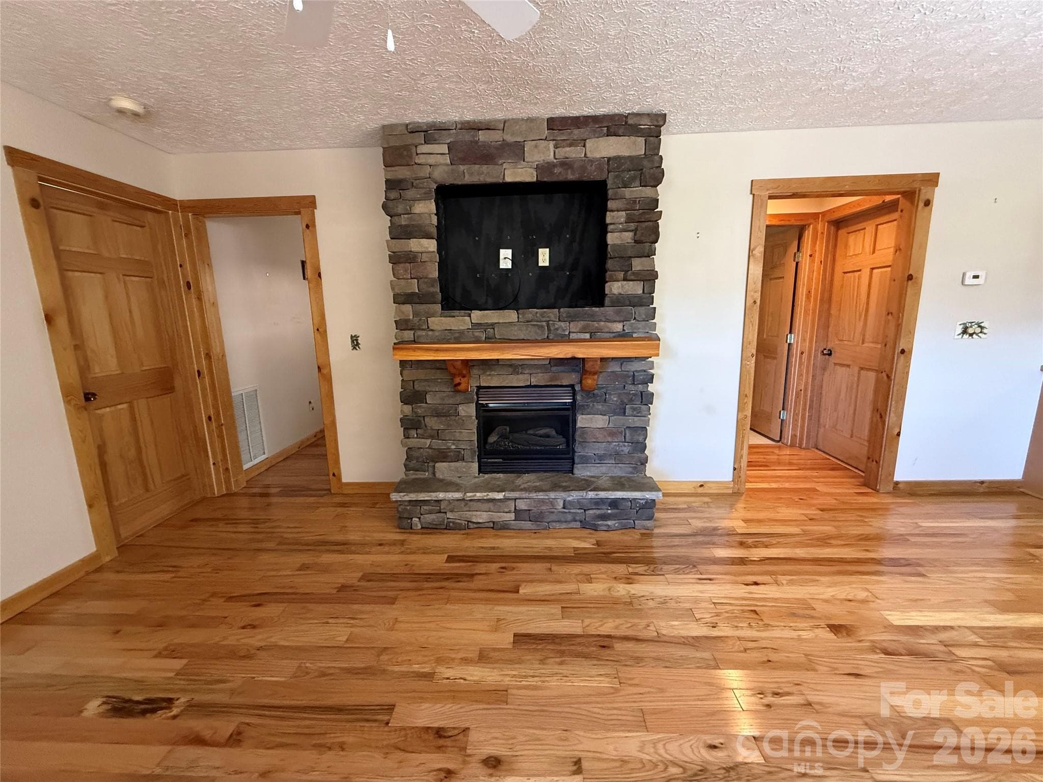 Single Family Residence at 215 Pinellas Lane, Waynesville, photo 8 of 37