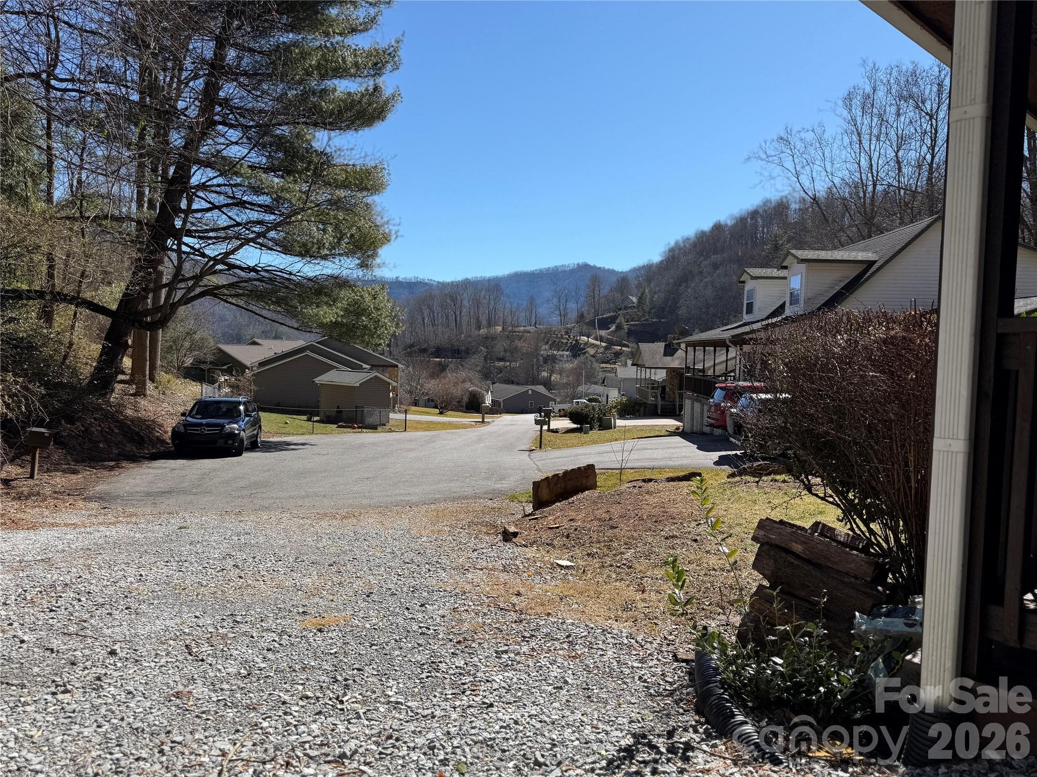 Single Family Residence at 215 Pinellas Lane, Waynesville, photo 13 of 37