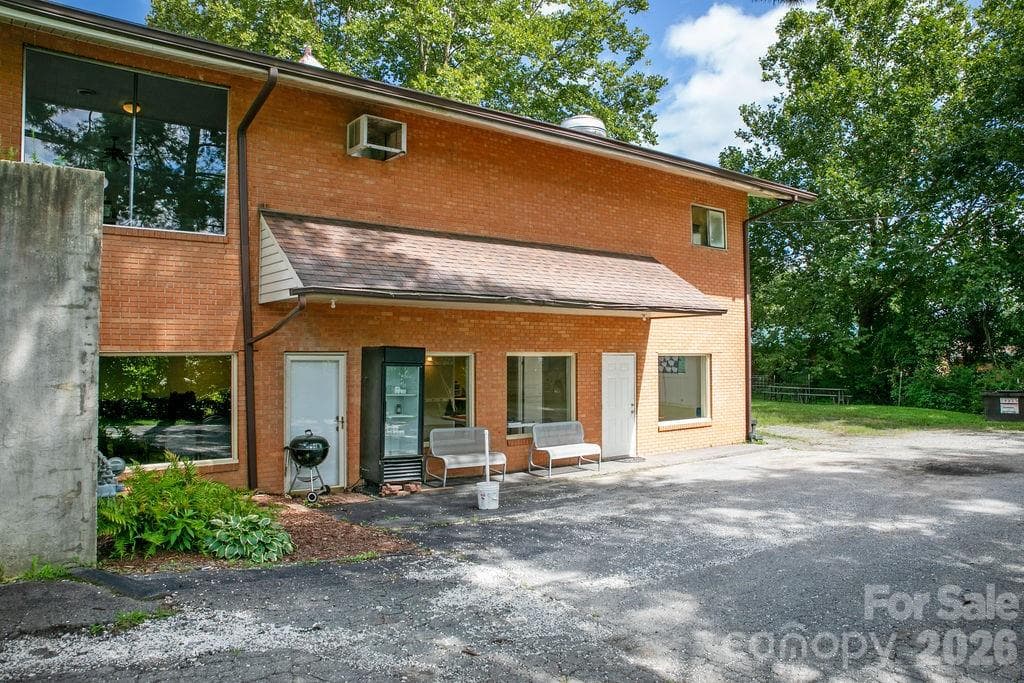 Food/Beverage at 6500 Brevard Road, Etowah, photo 21 of 31