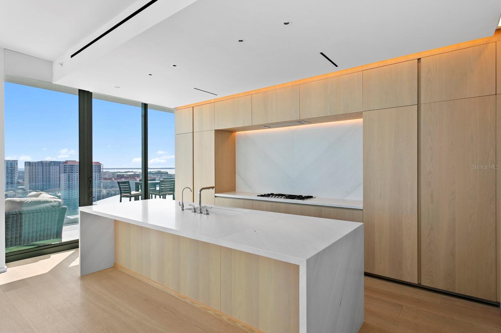 Condominium at 1000 WATER ST #1502, TAMPA, photo 19 of 80