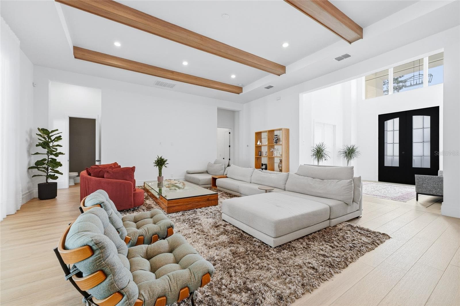 Single Family Residence at 16848 VINCI WAY, BELLA COLLINA, photo 5 of 32