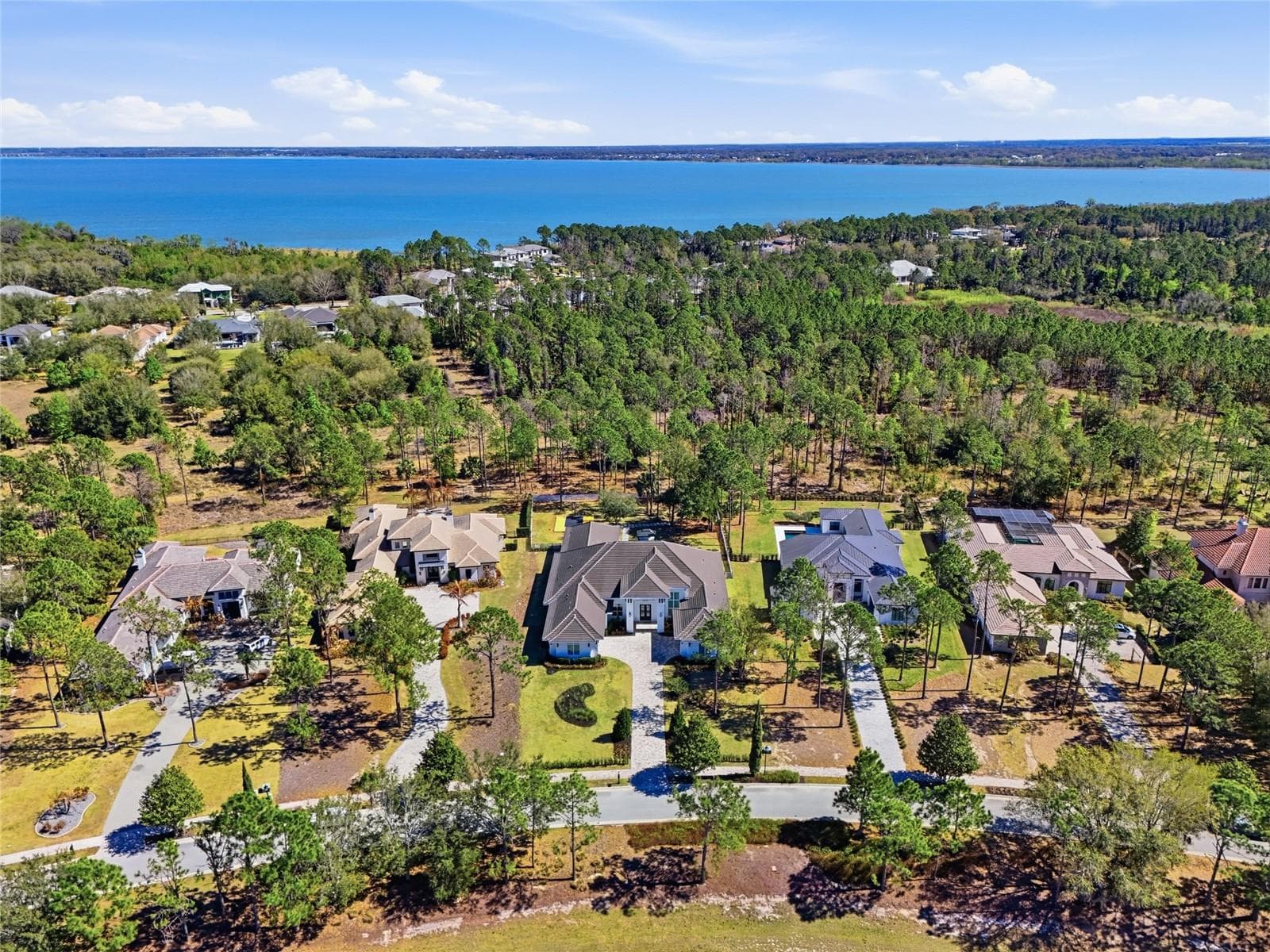 Single Family Residence at 16848 VINCI WAY, BELLA COLLINA, photo 19 of 32