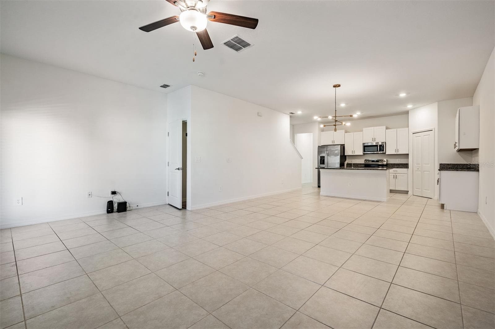 Townhouse at 4607 TUSCAN LOON DR, TAMPA, photo 18 of 50