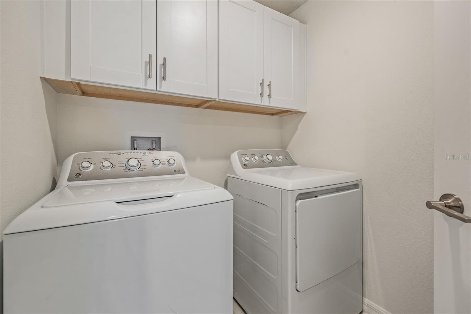 Third Floor Second Full Bathroom - 4607 TUSCAN LOON DR, TAMPA