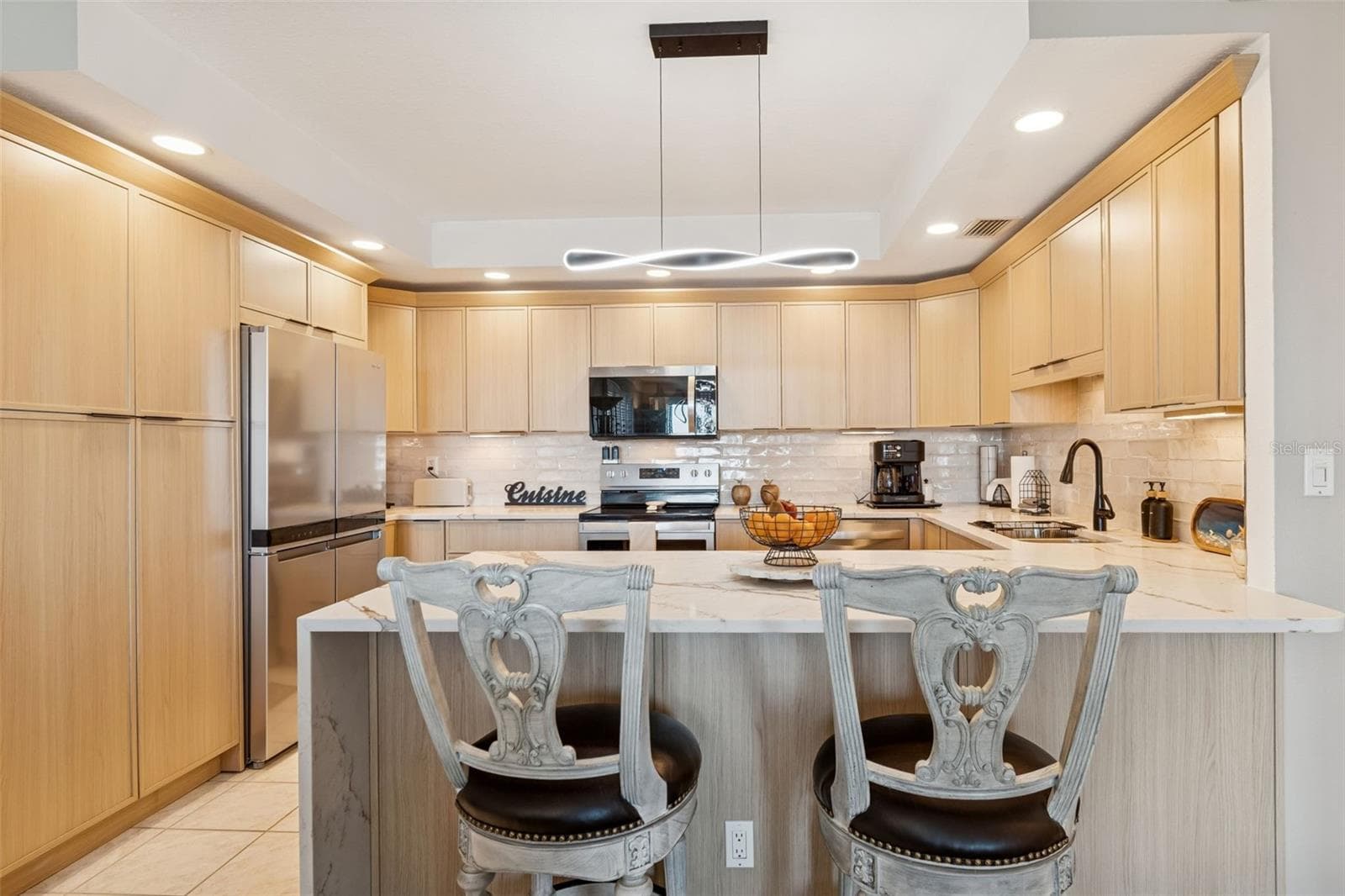 Newly Remodeled Gorgeous Kitchen! - 4 BELLEVIEW BLVD #701, BELLEAIR