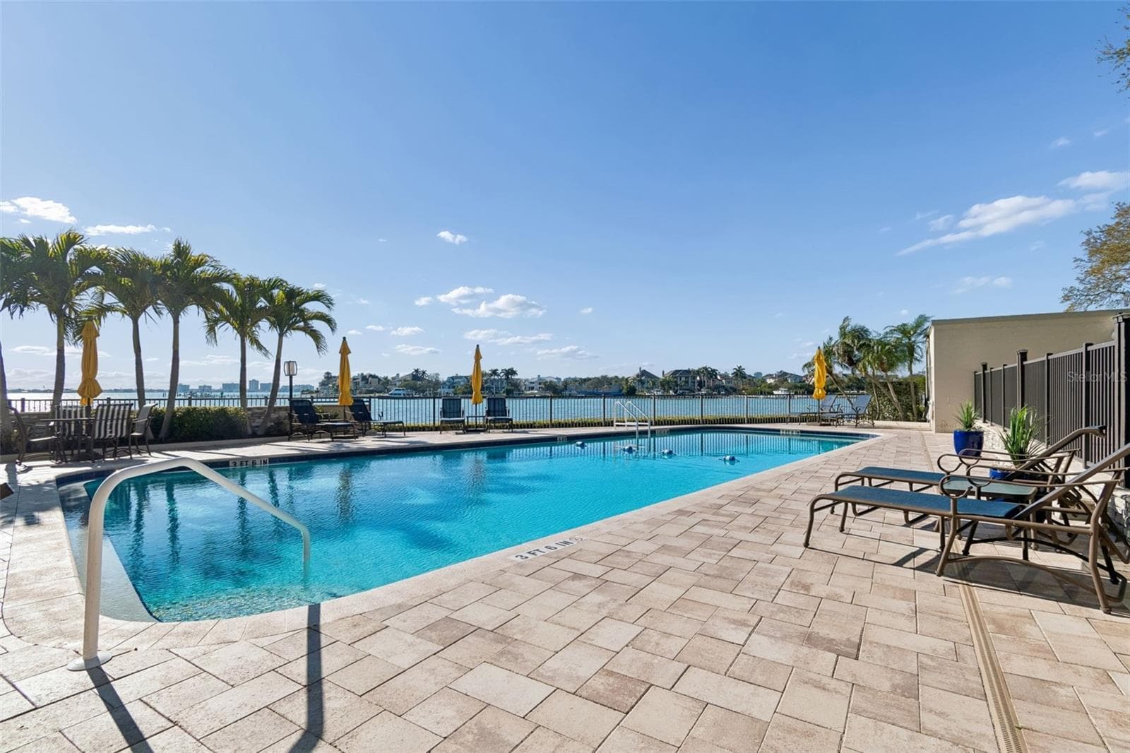 Beautiful heated pool with water views! - 4 BELLEVIEW BLVD #701, BELLEAIR
