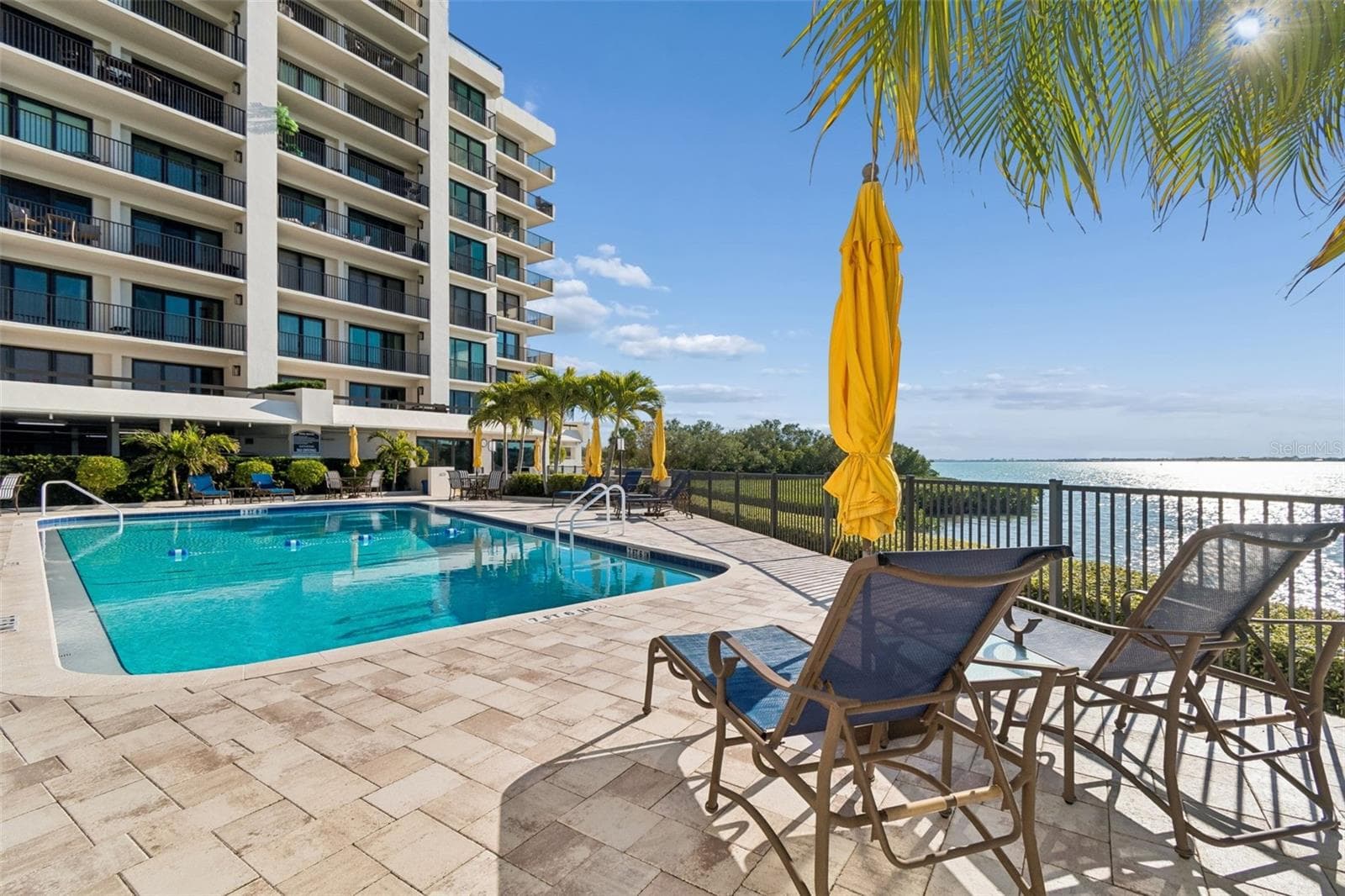 Heated Pool - 4 BELLEVIEW BLVD #701, BELLEAIR