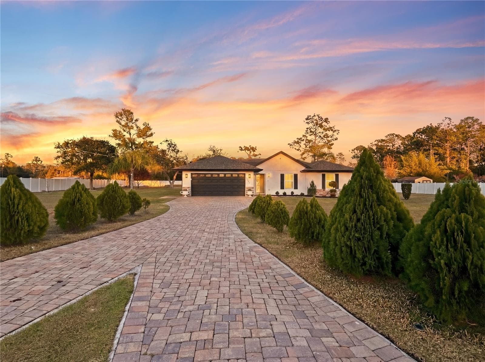 2285 FOX WOOD CT