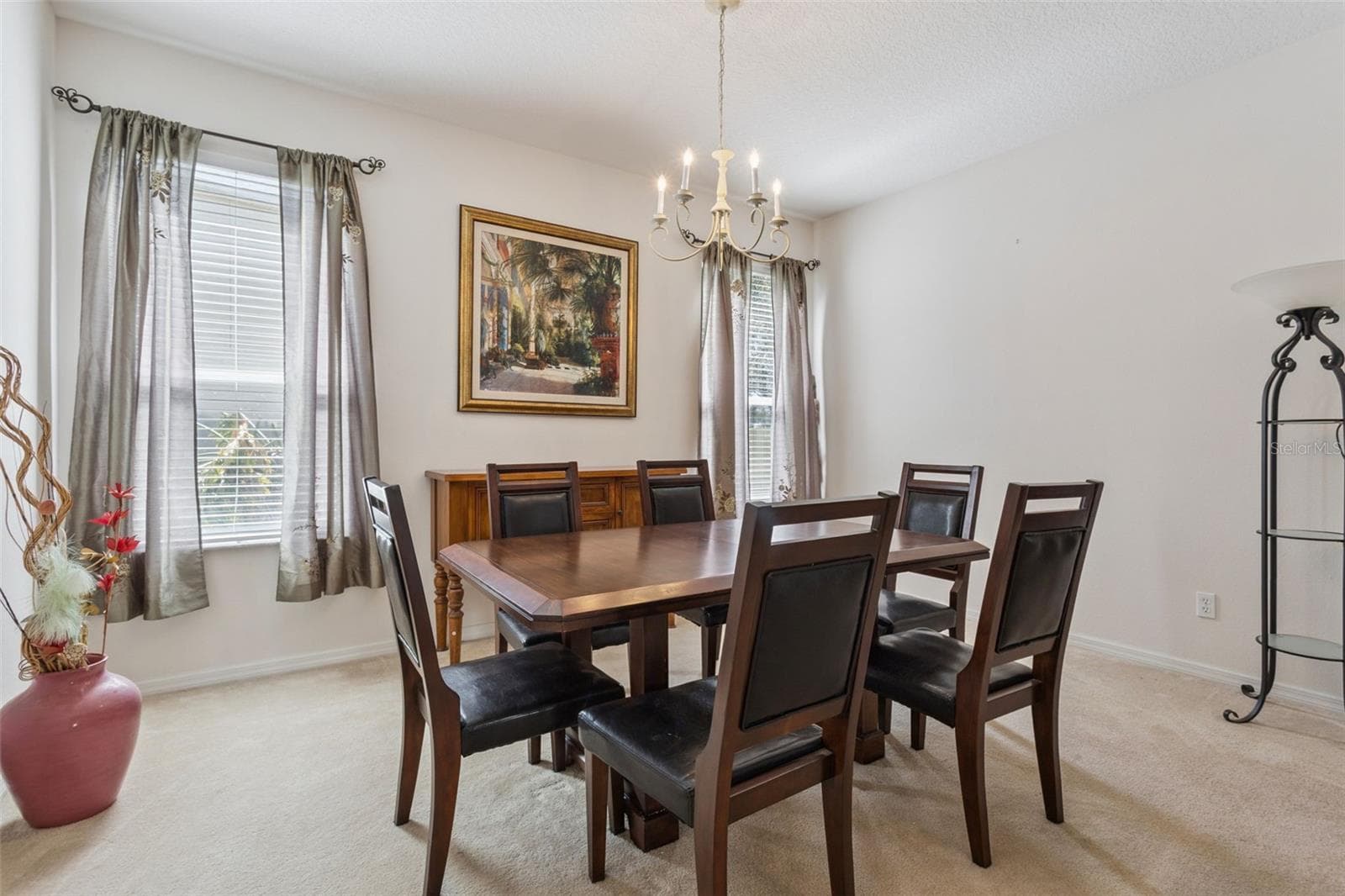 Separate formal dining room ideal for hosting and gatherings - 30337 GIDRAN TER, MOUNT DORA