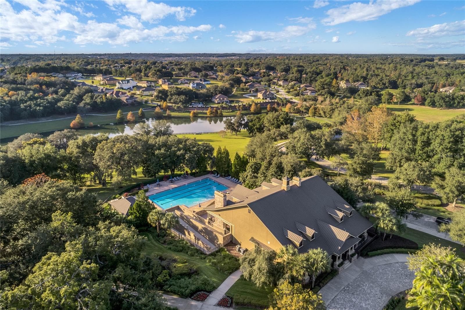 Community center meeting space, fitness room and Olympic size pool - 30337 GIDRAN TER, MOUNT DORA