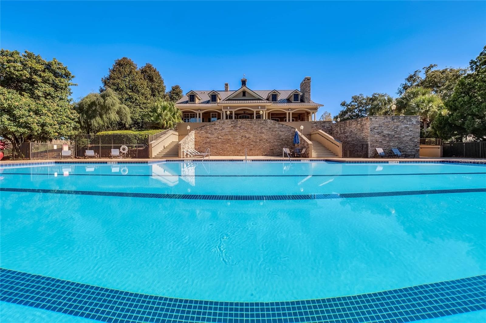 Community center Olympic size pool - 30337 GIDRAN TER, MOUNT DORA