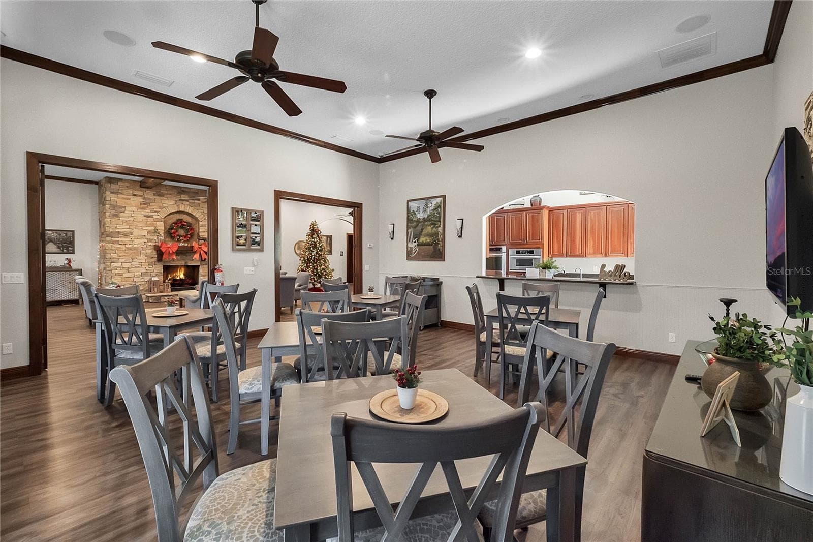 Community center meeting space - 30337 GIDRAN TER, MOUNT DORA