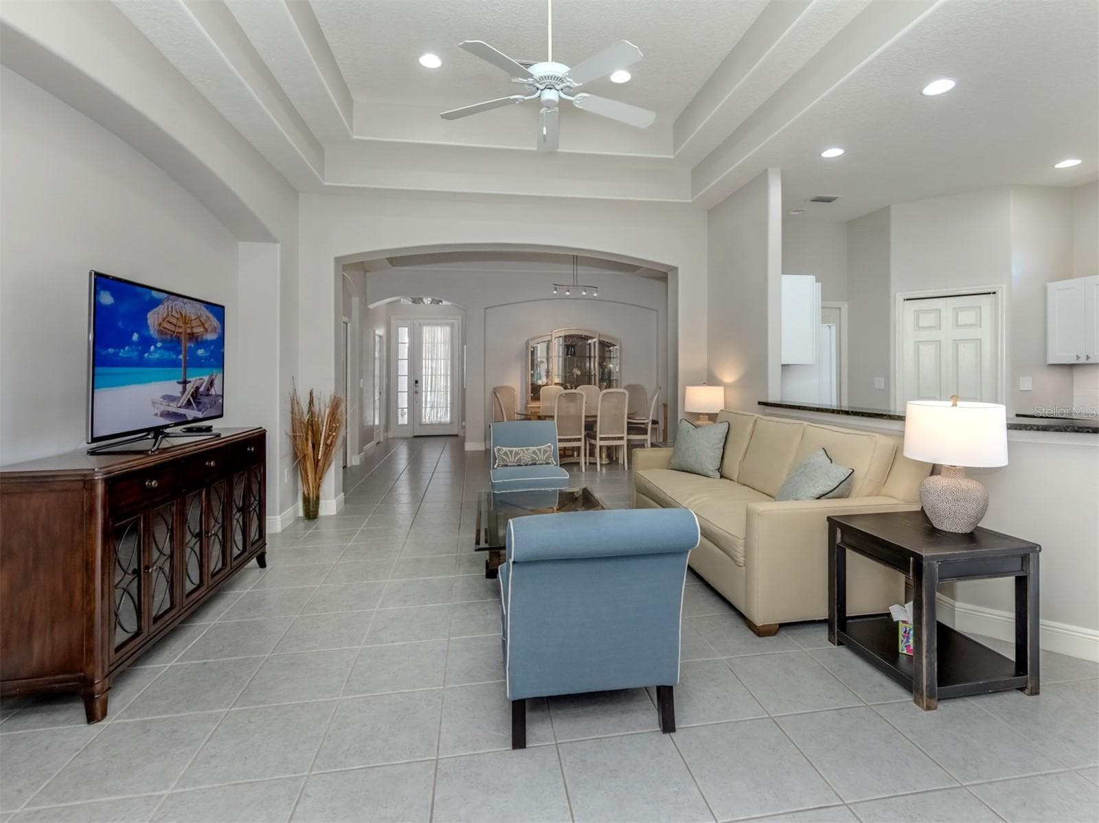 Single Family Residence at 111 WAYFOREST DR, VENICE, photo 7 of 60