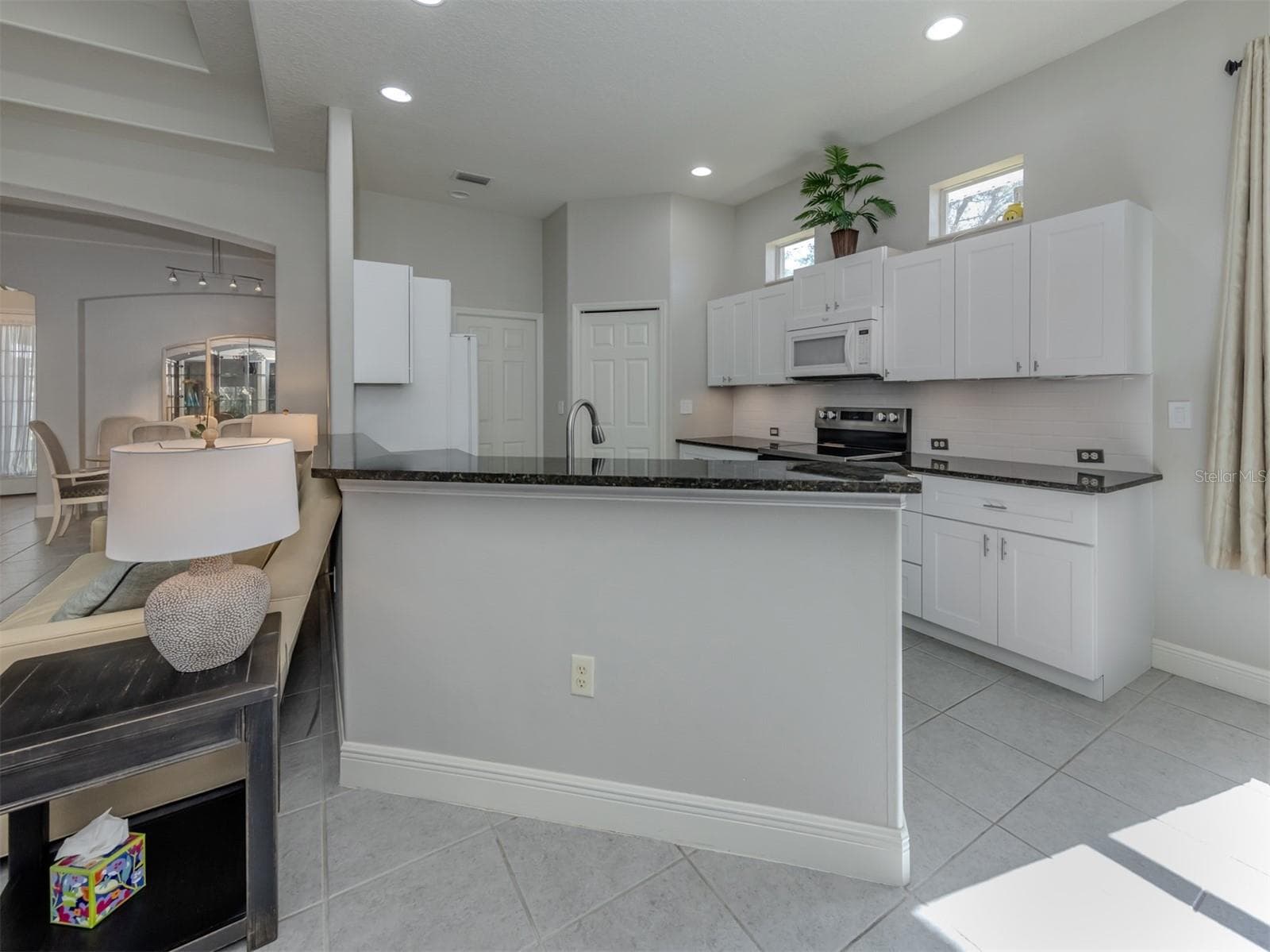 Single Family Residence at 111 WAYFOREST DR, VENICE, photo 10 of 60