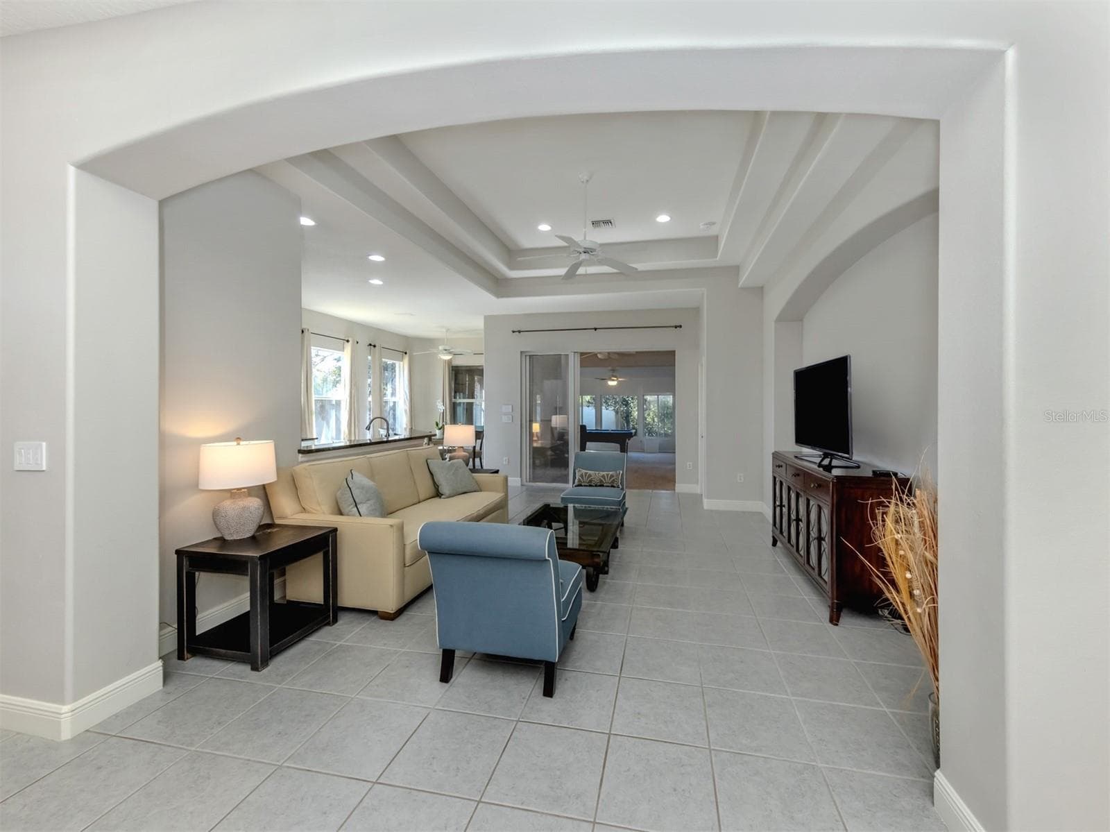 Single Family Residence at 111 WAYFOREST DR, VENICE, photo 25 of 60