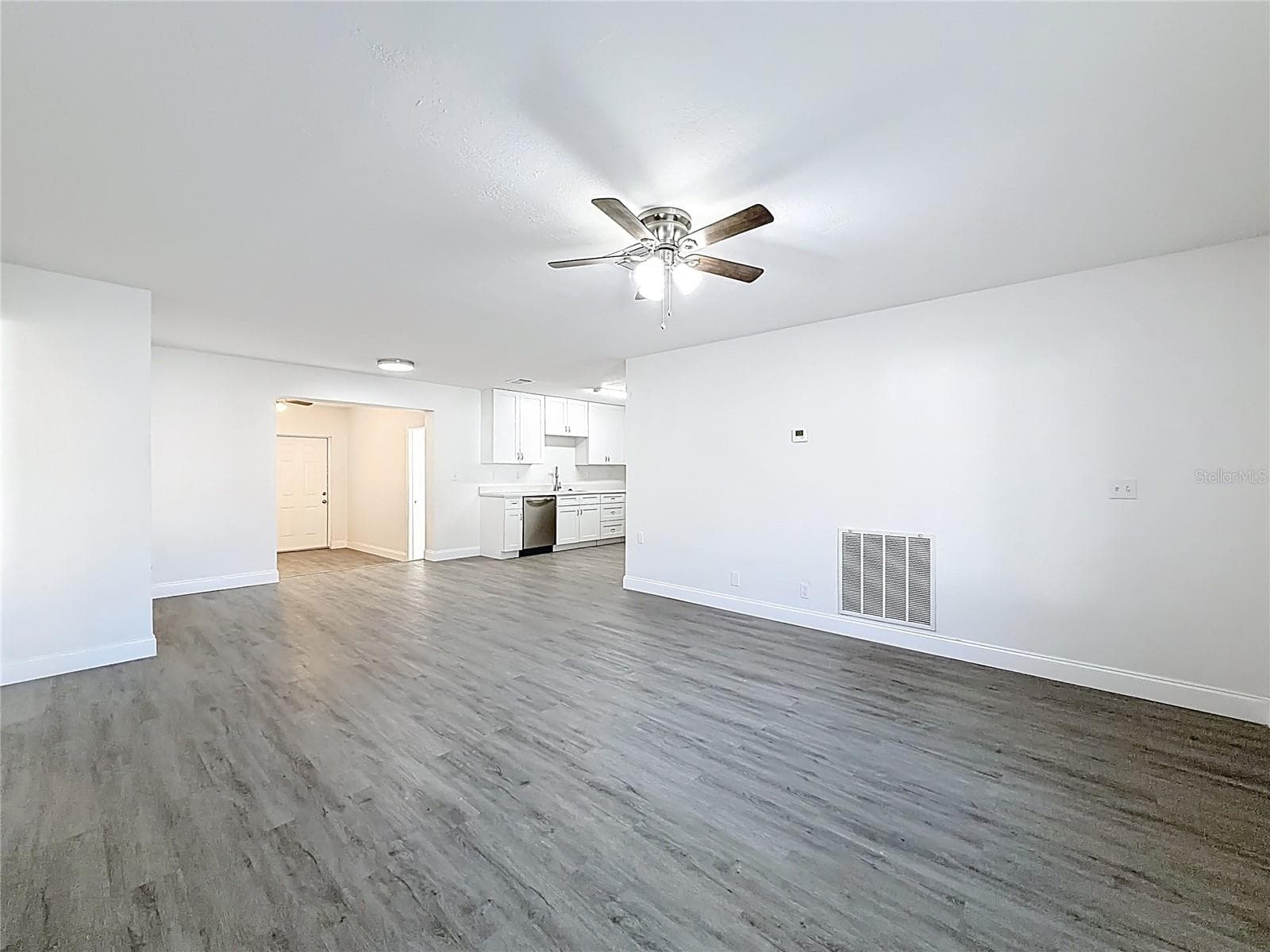 Single Family Residence at 819 HELMSMAN WAY, PALM HARBOR, photo 6 of 26