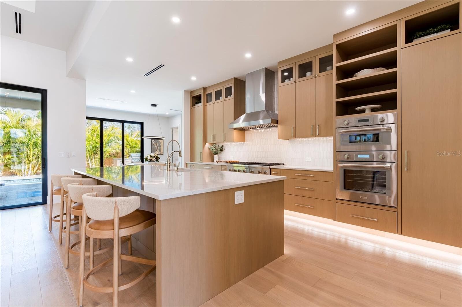 Kitchen Island - 1959 WISTERIA ST, SARASOTA
