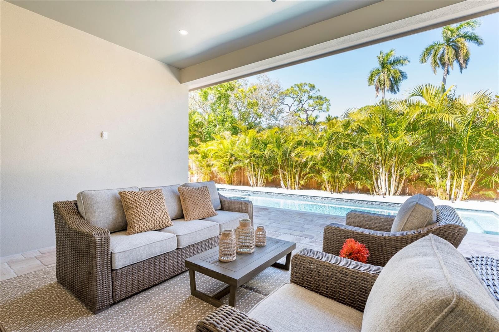 Lanai - 1959 WISTERIA ST, SARASOTA