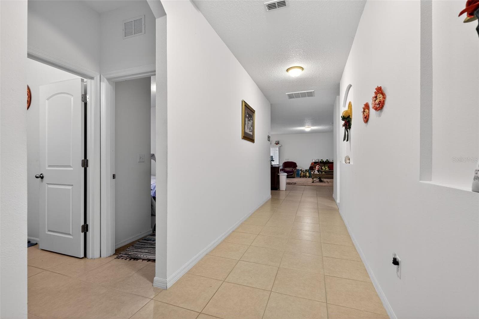 Single Family Residence at 508 DELTA AVE, GROVELAND, photo 15 of 17