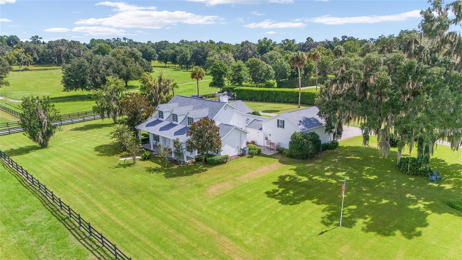 Single Family Residence at 7137 & 7141 S MAGNOLIA AVE, OCALA, photo 13 of 91