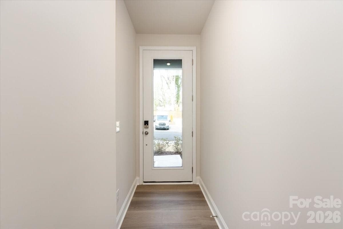Foyer - 909 Archway Lane, Charlotte