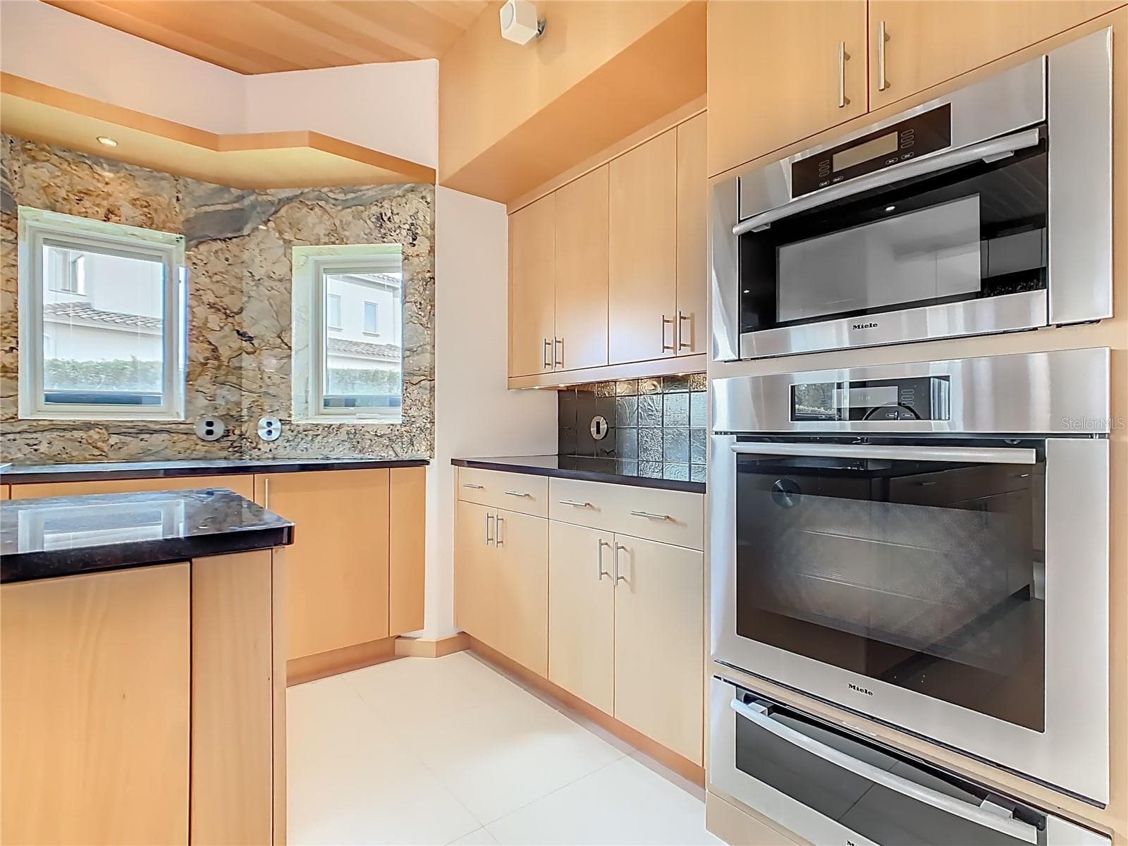 Single Family Residence at 917 DESERT MOUNTAIN CT, REUNION, photo 7 of 63