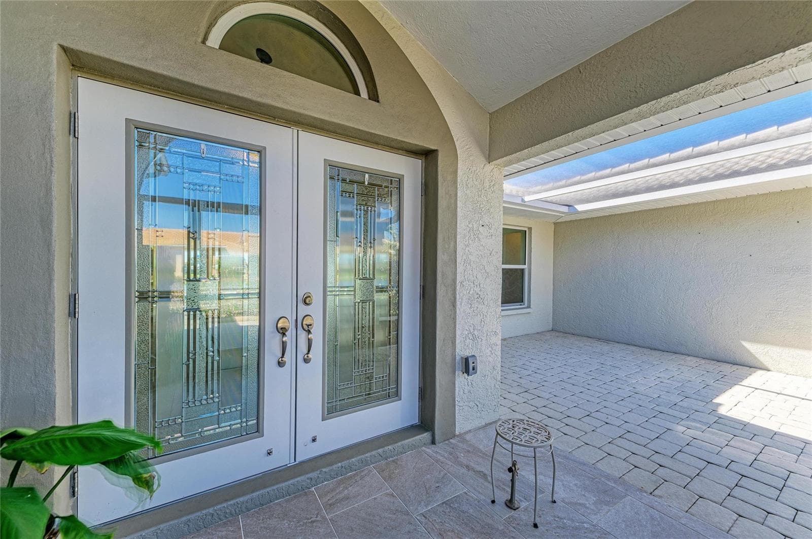 Single Family Residence at 1679 VALLEY DR, VENICE, photo 11 of 82