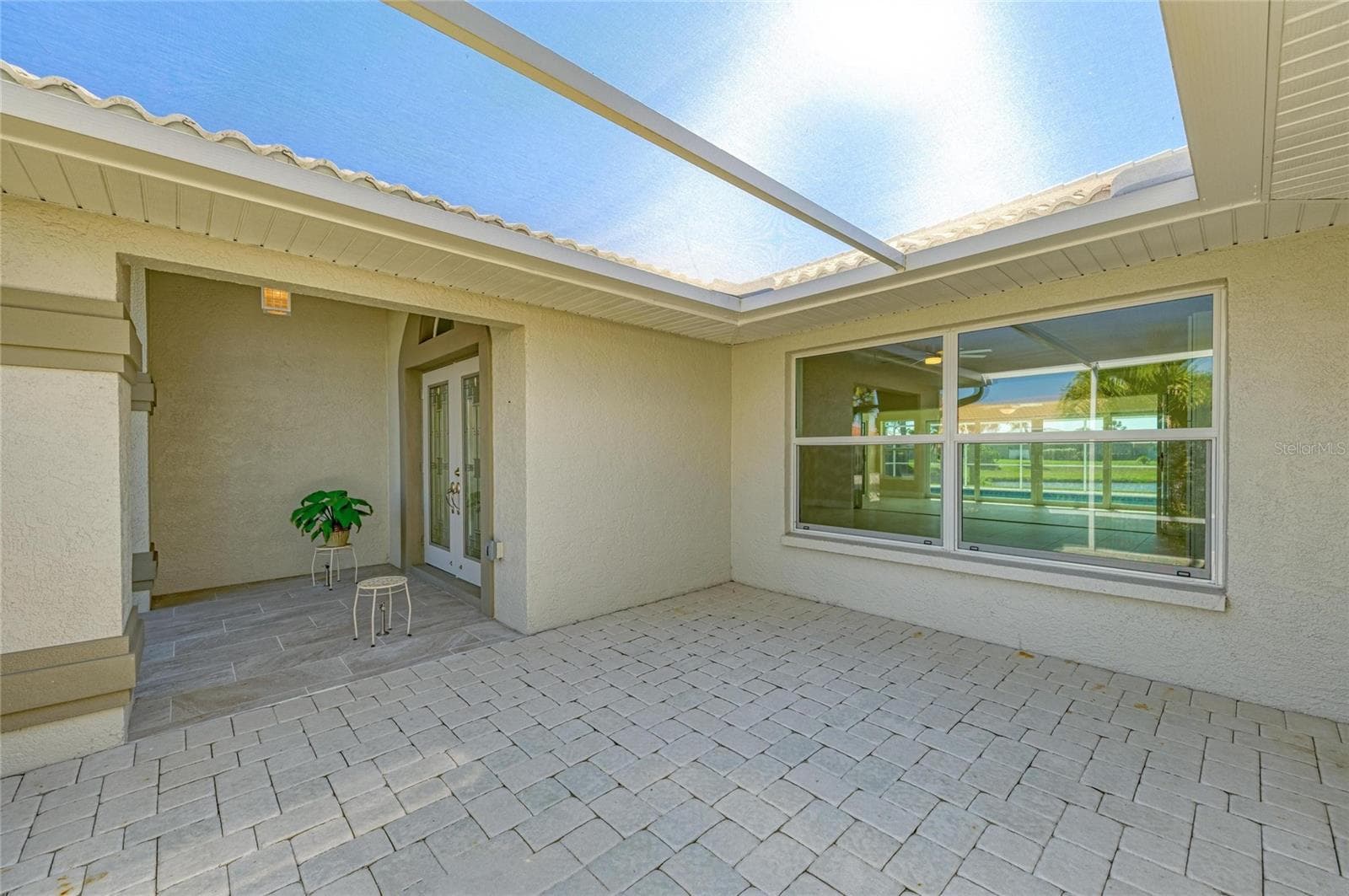 Single Family Residence at 1679 VALLEY DR, VENICE, photo 14 of 82