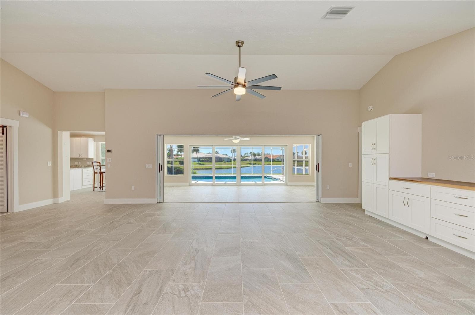 Single Family Residence at 1679 VALLEY DR, VENICE, photo 18 of 82